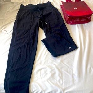 lululemon dance studio MR size 4